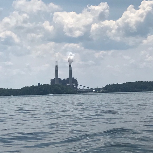 Meet your Posher, Amanda - Picture 1 of 1